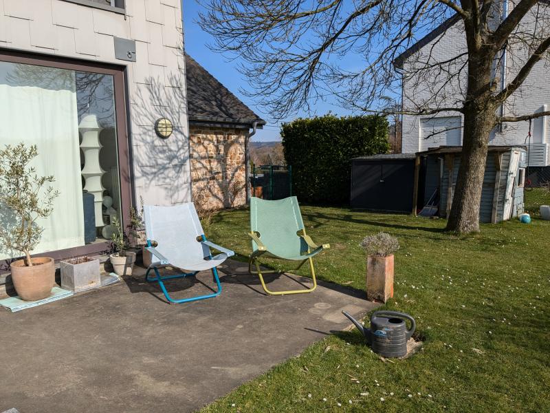 Logement moderne dans une ferme rénovée située à 4728 Hergenrath, Bertholfstrasse  