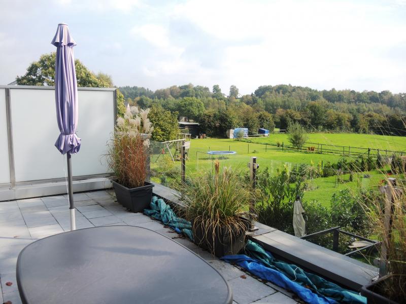 Logement moderne dans une ferme rénovée située à 4728 Hergenrath, Bertholfstrasse  