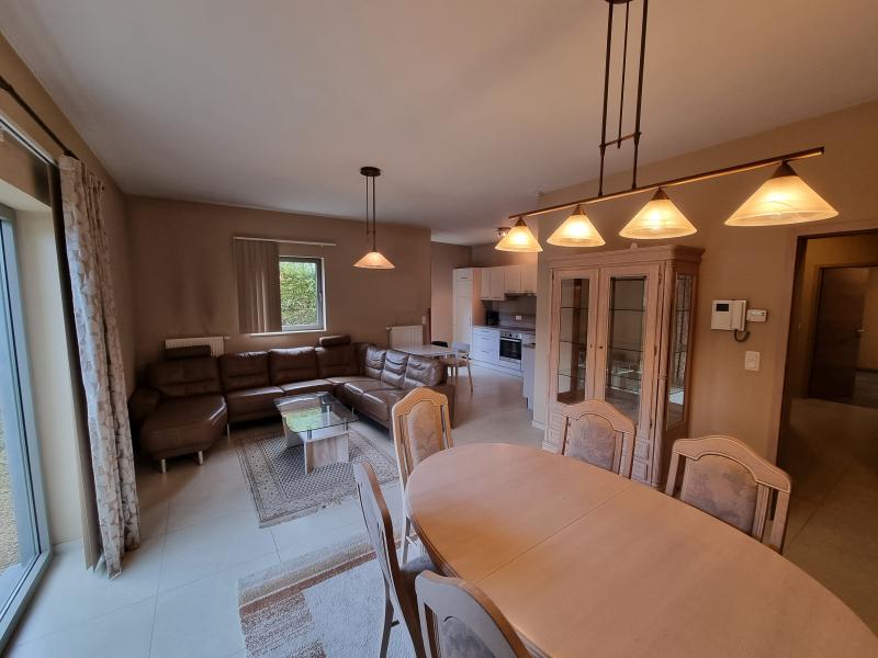Appartement de prestige au rez, 2 ch.à.c., bien situé située à 4721 La Calamine 