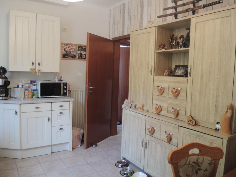 Gepflegtes Appartement zur Miete im Zentrum von Hergenrath in 4728 Hergenrath 