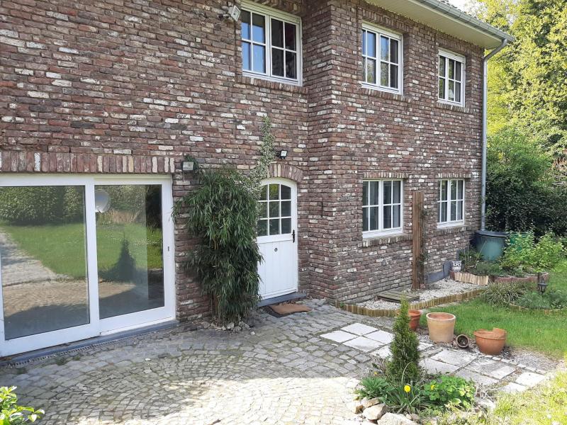 Bel appartement en pleine verdure située à 4728 Hergenrath 