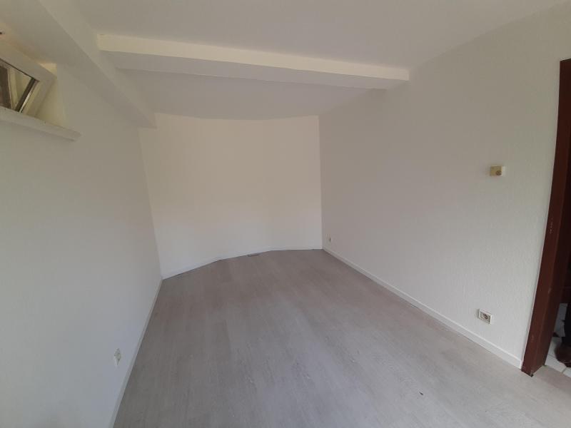 Bel appartement en pleine verdure située à 4728 Hergenrath 