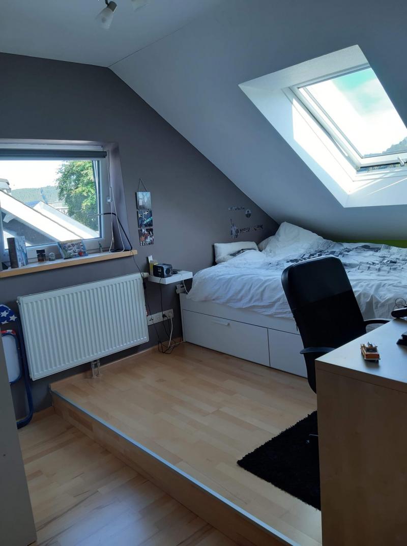 Schönes Landhaus mit Blick über den Dächern von Malmedy in 4960 Malmedy 