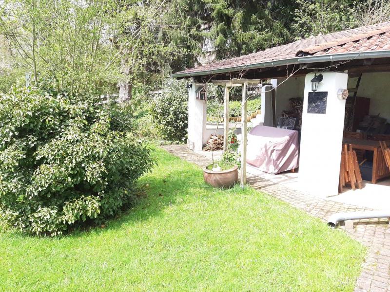 Schönes Landhaus im Cottagestil in einzigartiger Lage in 4728 Hergenrath 