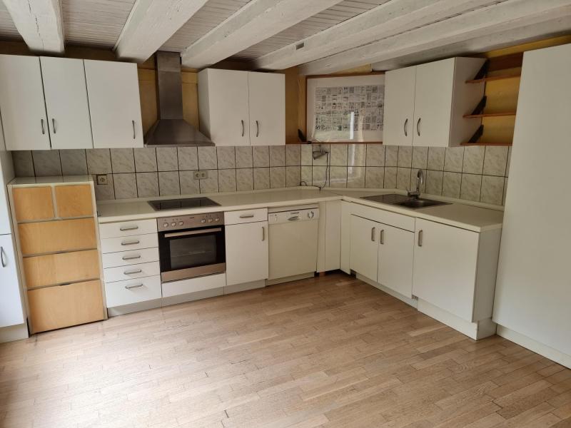 Belle maison en pierres de taille en situation privilégiée  située à 4710 Herbesthal 