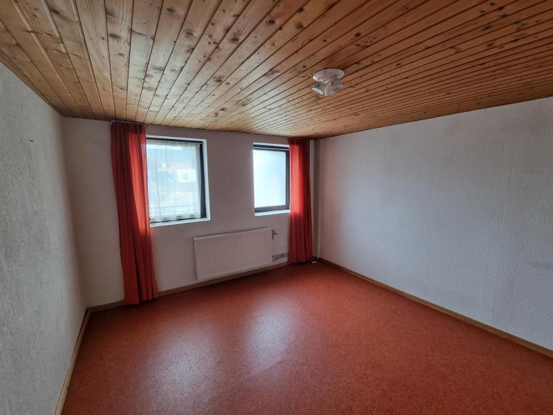 Belle maison en pierres de taille en situation privilégiée  située à 4710 Herbesthal 