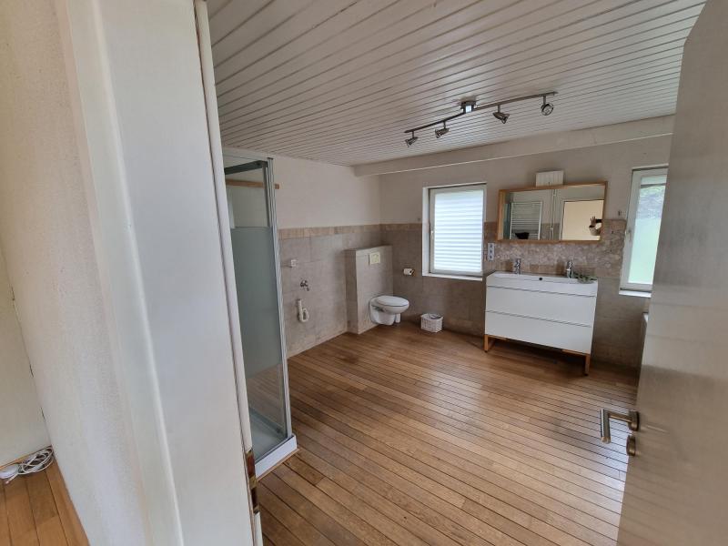 Belle maison en pierres de taille en situation privilégiée  située à 4710 Herbesthal 