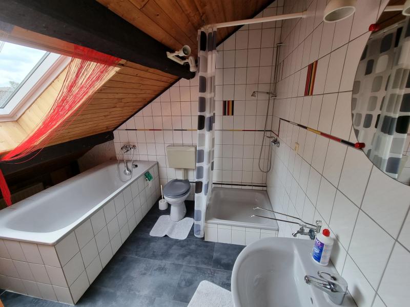 Belle maison en pierres de taille en situation privilégiée  située à 4710 Herbesthal 