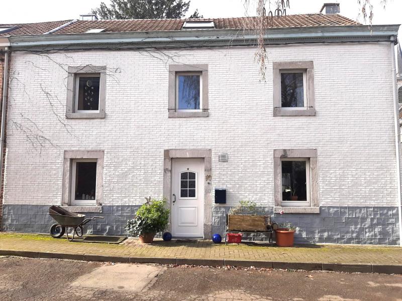 Historisches Reihenendhaus mit Charme in 4850 Montzen 