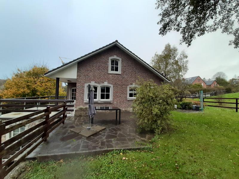 Wunderschöne Villa im grünen Gürtel von Hergenrath in 4728 Hergenrath 