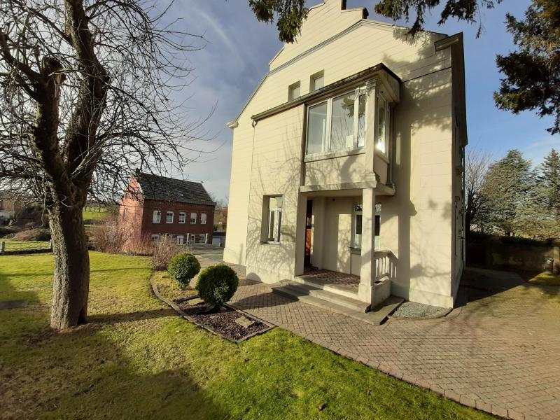 Ehemaliges Herrenhaus im Zentrum Eynattens in 4731 Eynatten