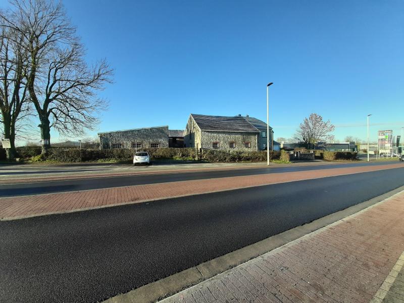 Propriété agricole sur un terrain spacieux dans la zone industrielle de Baelen située à 4837 Baelen 