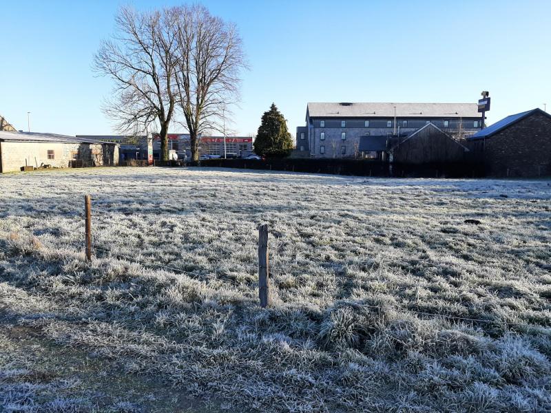 Propriété agricole sur un terrain spacieux dans la zone industrielle de Baelen située à 4837 Baelen 