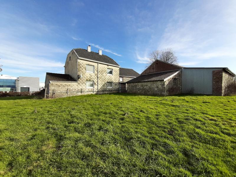 Bauernanwesen auf grosszügigem Grundstück in der Eupener Industriezone in 4837 Baelen