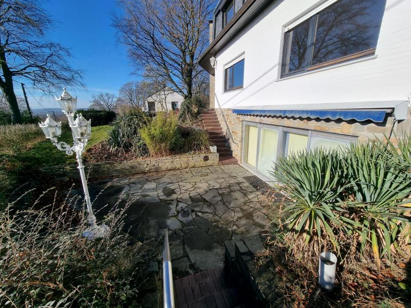 Superbe villa dans la ceinture verte et surplombant les toits de Hergenrath située à 4728 Hergenrath