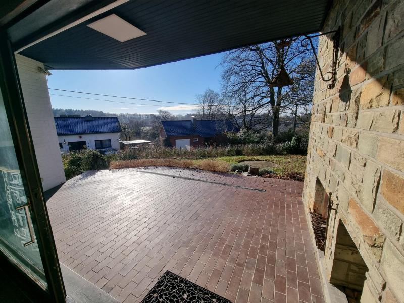 Superbe villa dans la ceinture verte et surplombant les toits de Hergenrath située à 4728 Hergenrath