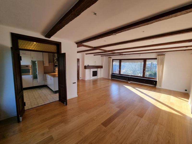 Superbe villa dans la ceinture verte et surplombant les toits de Hergenrath située à 4728 Hergenrath