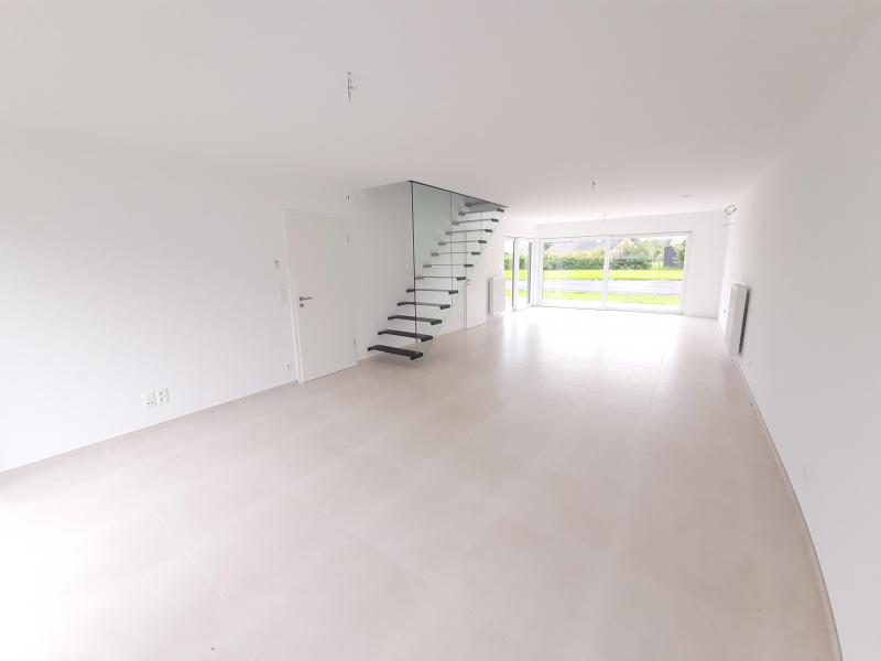 Neues Reiheneckhaus am Stadtrand von Welkenraedt zu verkaufen in 4840 Welkenraedt | Rue de l'Yser 119 