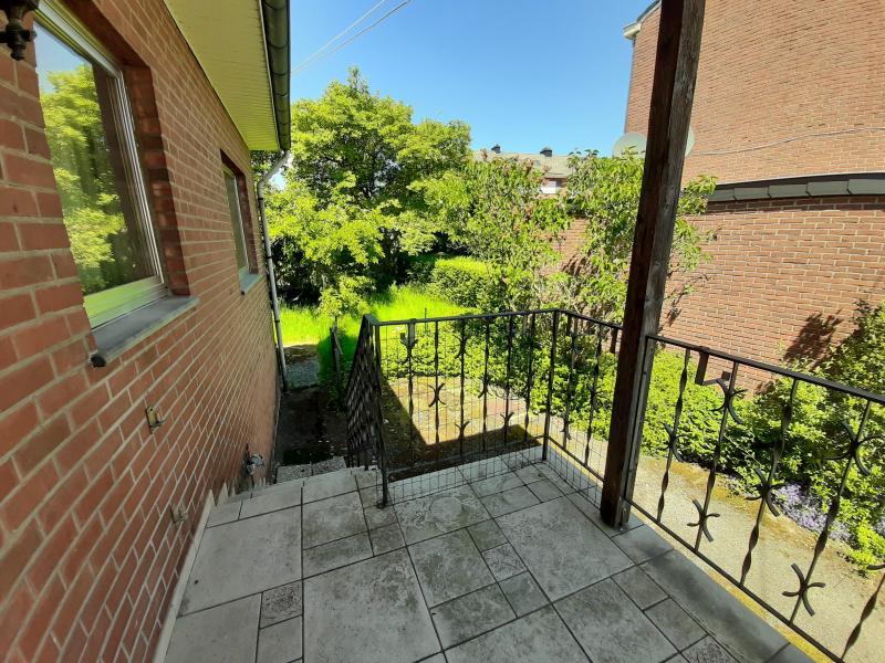 4-Fassadenhaus in Kelmis optimal gelegen mit Potential in 4720 Kelmis