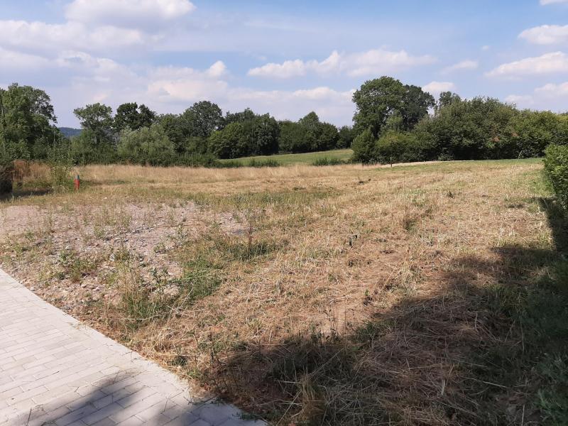Erschlossene Bauparzelle mit vorliegender Baugenehmigung in 4728 Hergenrath