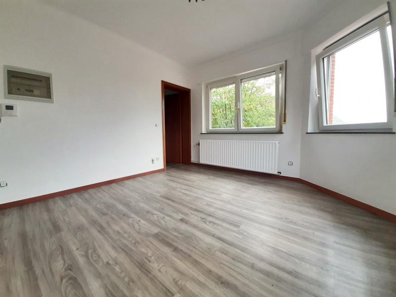 Kleine Wohnung oder Büro im Herzen von Hergenrath zur Miete in 4728 Hergenrath, An der Kirche 1