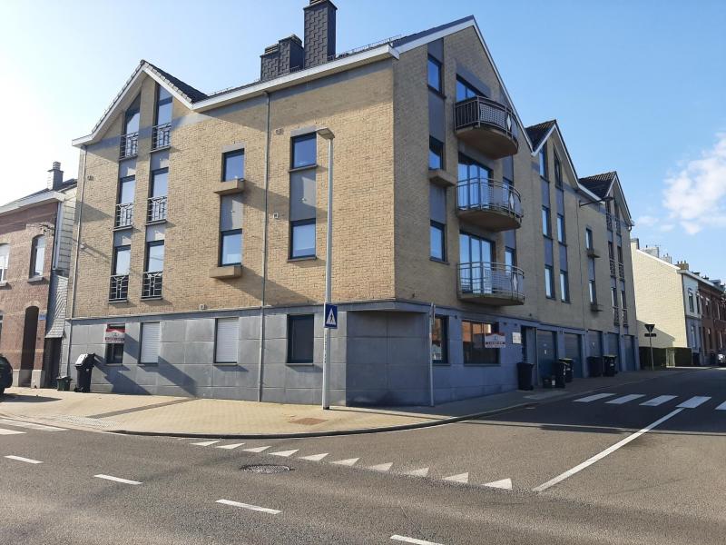 Cet appartement au premier étage très soigné se situe près du centre de Welkenraedt et est par sa situation dans la résidence 