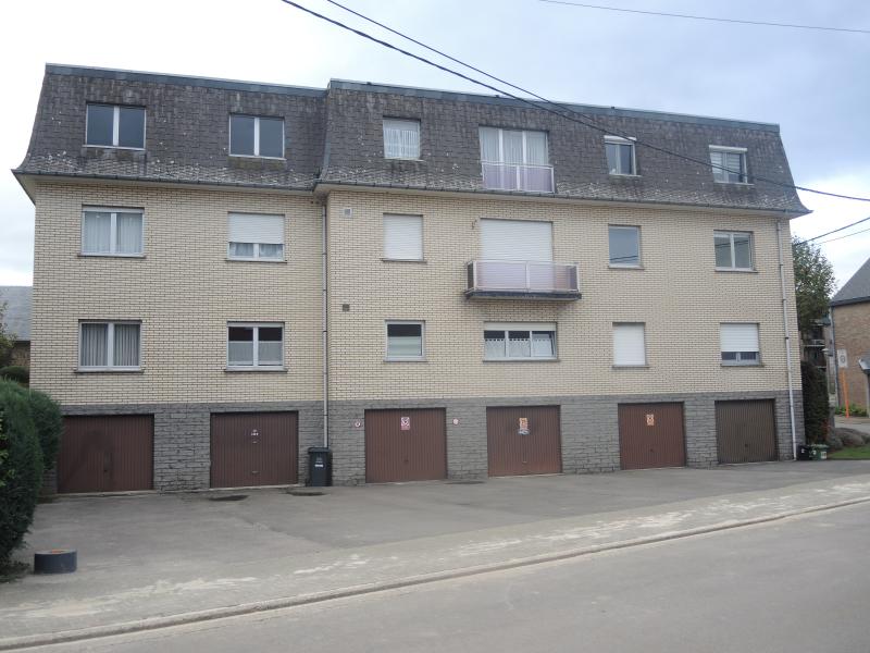 Appartement lumineux au deuxième étage d'une résidence située à 4840 Welkenraedt 