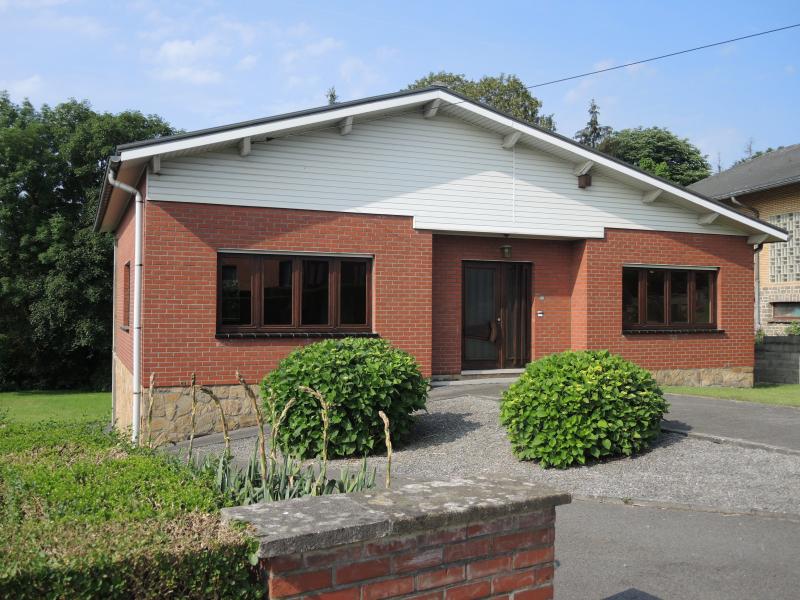 Schöner Bungalow in exponierter Lage  in 4800 Lambermont 