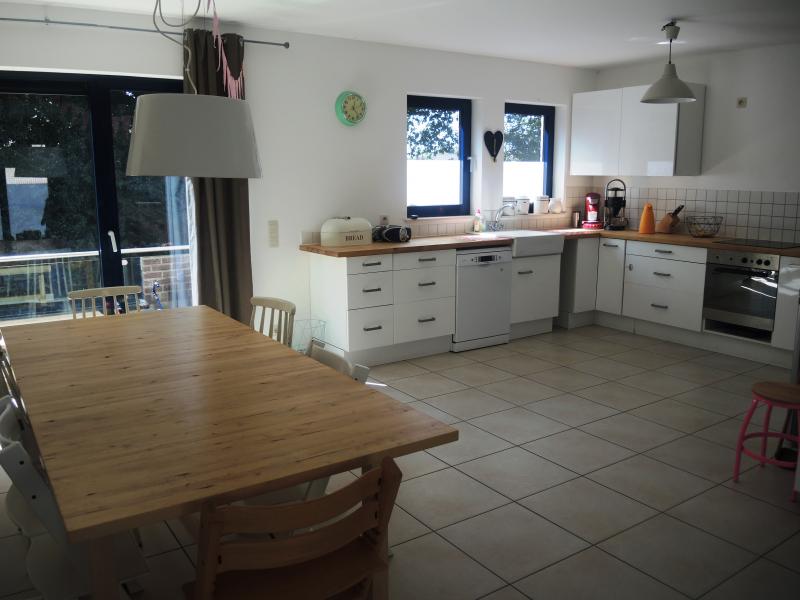Belle maison 3-façades unifamiliale avec vue sur lac située à 4721 La Calamine 