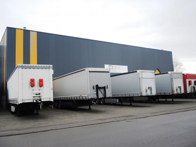 Moderne Lager-/Produktionshalle im Industriegebiet in Eupen ZU MIETEN in 4700 Eupen 