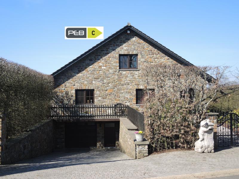 Sehr Schones Und Solides Haus Im Naherholungsgebiet Der Eifel