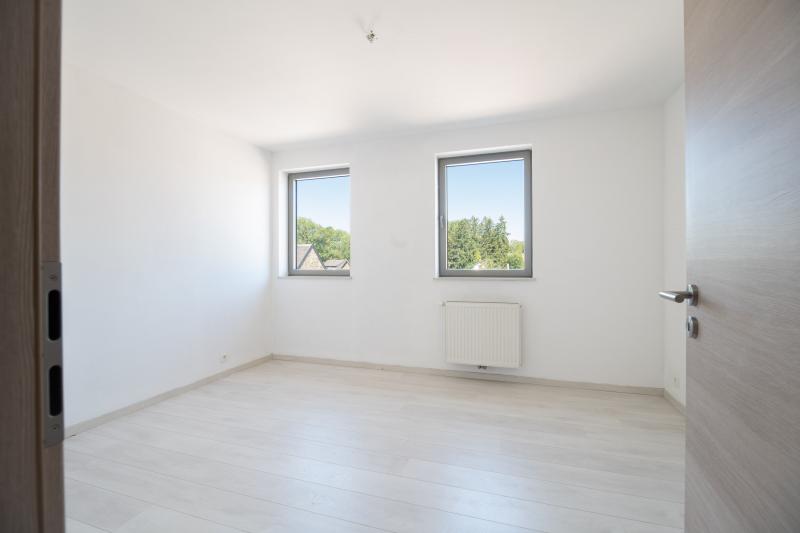 Nouvel appartement moderne avec grand balcon située à 4721 Neu-Moresnet 