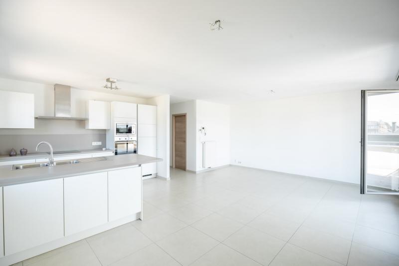 Nouvel appartement moderne avec grand balcon située à 4721 Neu-Moresnet 