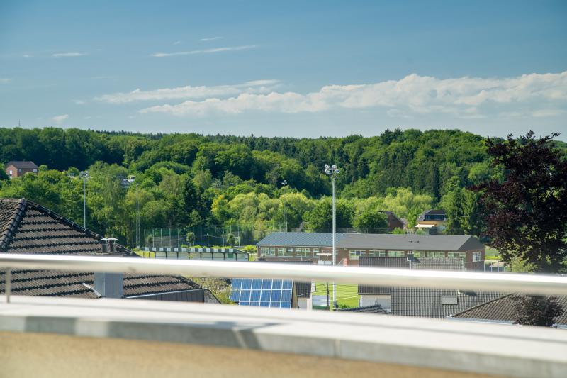 Nouvel appartement moderne avec grand balcon située à 4721 Neu-Moresnet 