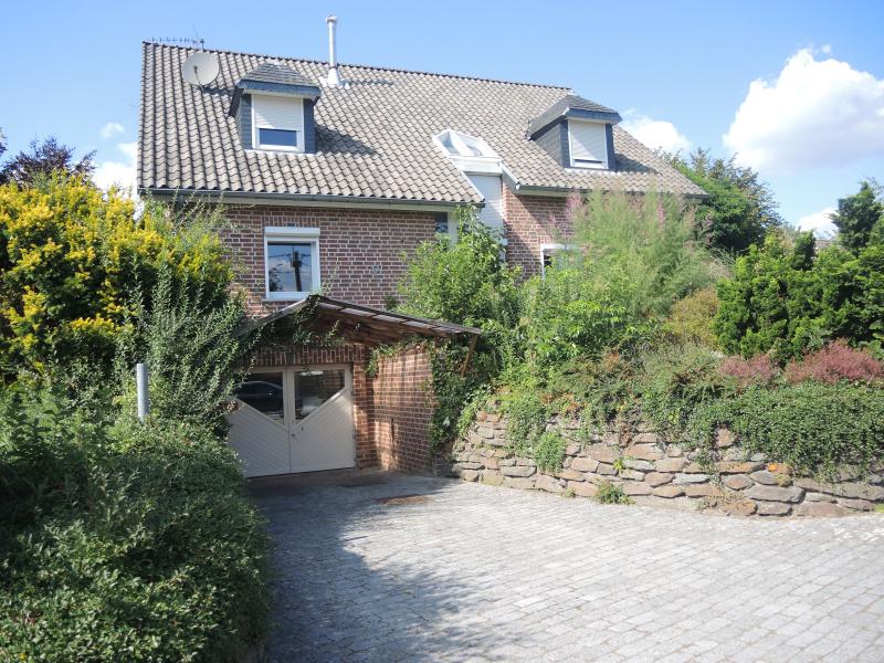 Üppig ausgestattetes Einfamilienhaus in Montzen Nähe Aachen in 4850 Montzen