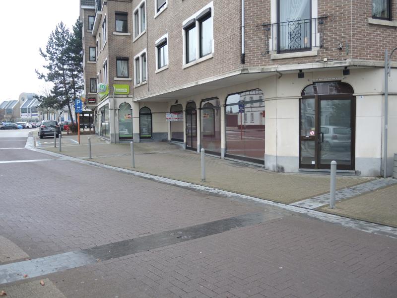 Sehr interessant gelegene Büro- oder Geschäftsfläche in Welkenraedt in 4840 Welkenraedt