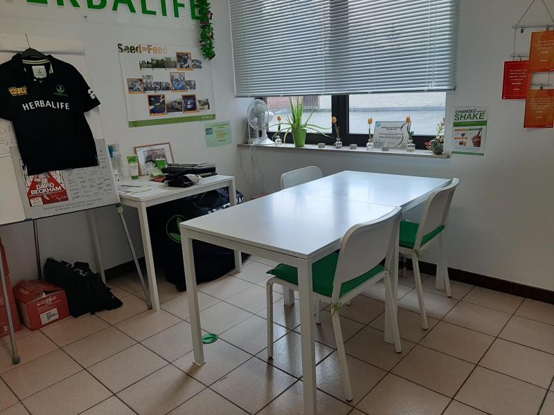 Sehr interessant gelegene Büro- oder Geschäftsfläche in Welkenraedt in 4840 Welkenraedt