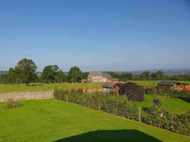 Schönes Reihenendhaus mit atemberaubender und unverbaubarer Weitsicht in 4890 Thimister