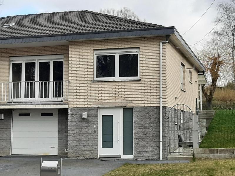 Zentrumsnahe Doppelhaushälfte im Hochparterreformat in 4730 Hauset