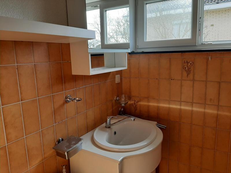 Zentrumsnahe Doppelhaushälfte im Hochparterreformat in 4730 Hauset