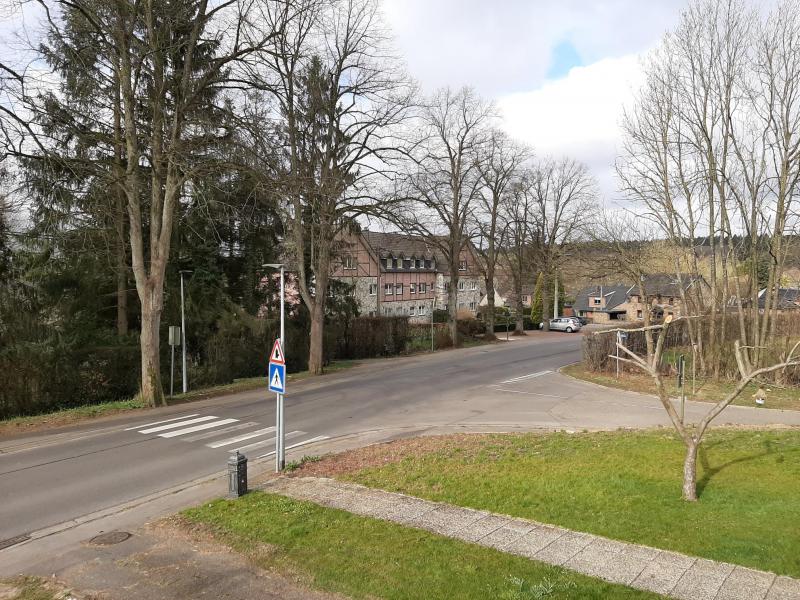 Zentrumsnahe Doppelhaushälfte im Hochparterreformat in 4730 Hauset