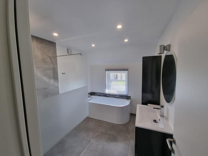 Neues 4-Fassadenhaus in ruhiger Lage in 4710 Lontzen