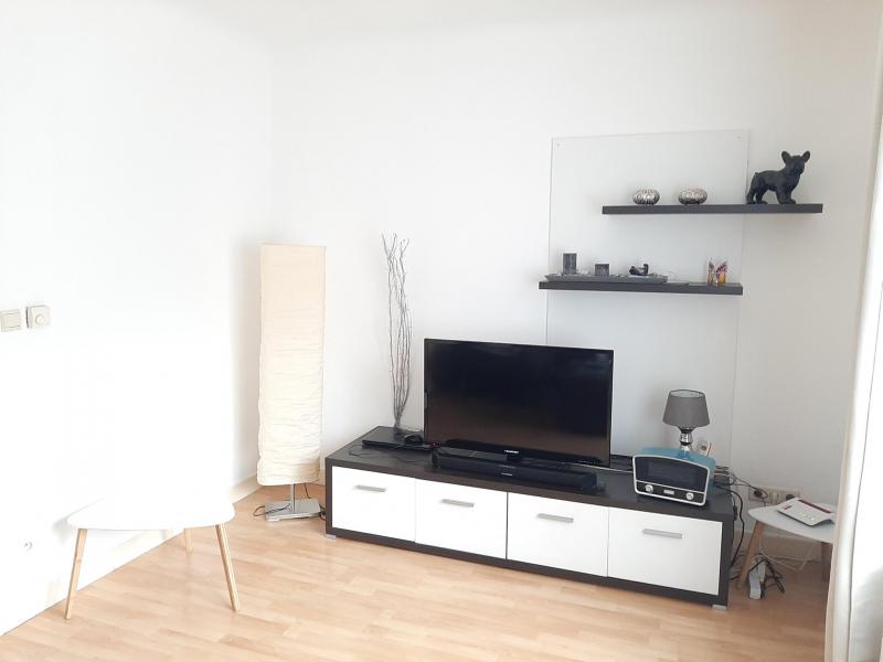 Doppelhaushälfte im Zentrum von Hergenrath mit Garten in Südlage in 4728 Hergenrath