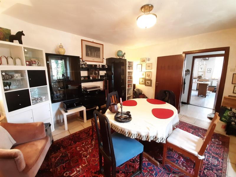 Historisches Reihenendhaus mit Charme in 4850 Montzen