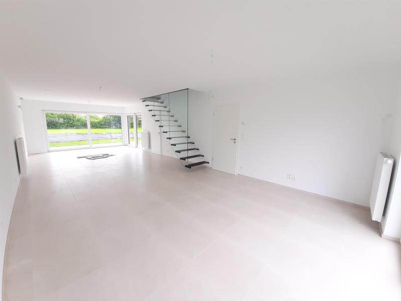 Neues Reiheneckhaus am Stadtrand von Welkenraedt zu verkaufen in 4840 Welkenraedt