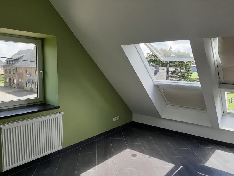 Modernes Appartement im Dachgeschoss in 4761 Rocherath