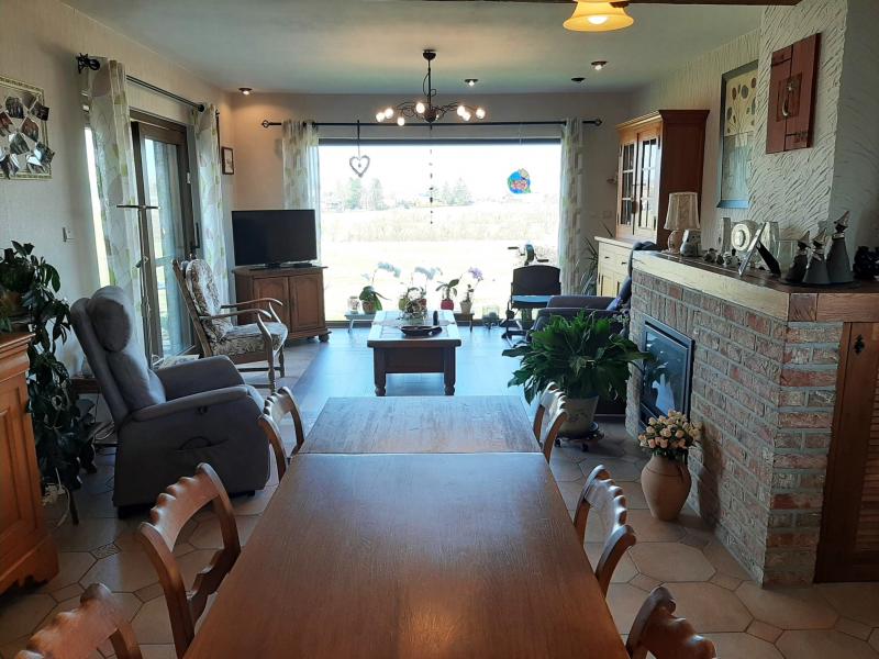 Schöner Bungalow mit Weitsicht umgeben von malerischer Landschaft in 4710 Herbesthal, Feldstrasse 24