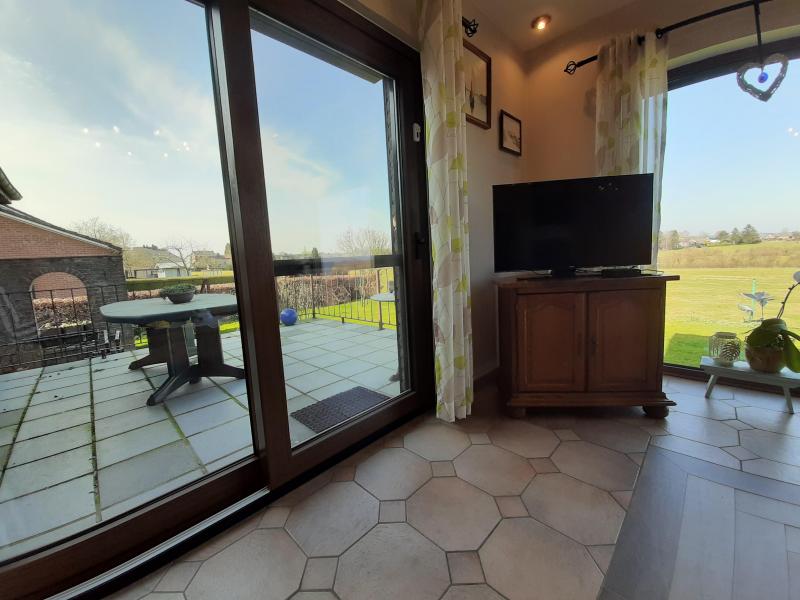 Schöner Bungalow mit Weitsicht umgeben von malerischer Landschaft in 4710 Herbesthal, Feldstrasse 24