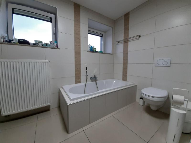 Top modernes Reihenhaus eines ehemaligen renovierten Bauernanwesens in 4728 Hergenrath