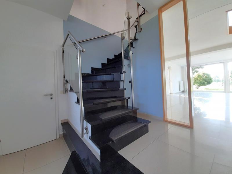 Top modernes Reihenhaus eines ehemaligen renovierten Bauernanwesens in 4728 Hergenrath